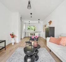 Harmonische 4-Zimmer-Wohnung mit großzügigem Wohnbereich und Balkon - Düsseldorf Stadtbezirk 3