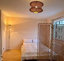 Exklusive, frisch sanierte 1-Zimmer-Wohnung mit Balkon, Stellplat - Berlin Steglitz-Zehlendorf