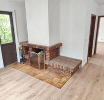 Möbilierte 2- Zimmer Wohnung mit Kamin in Sulzbach (Taunus)