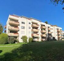 Sonnendurchflutete, helle Penthousewohnung mit hohen Decken, üppiger Terrasse, herrlichem Fernblick - Bietigheim-Bissingen