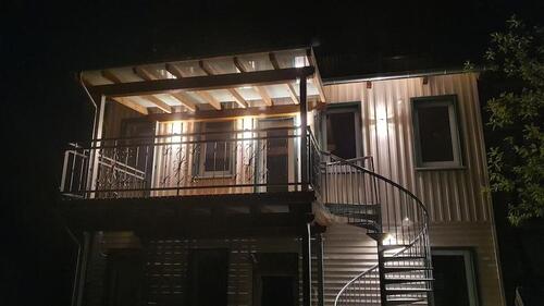 Foto - Sehr großzügige Maisonette Wohnung mit sonnigem Balkon und PKW Stellplatz