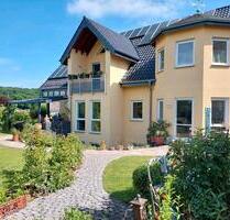 Einfamilienhaus zum Kauf - 935.000,00&nbsp;EUR Kaufpreis, ca.&nbsp; 336,00&nbsp;m&sup2; in Künzell (PLZ: 36093)