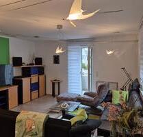 Schöne 3-Zimmer-Wohnung mit 2 Balkonen in Höchberg