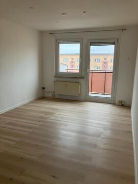 Foto - Helle 4 Zimmer Wohnung in Leutzsch mit Balkon, ruhige Lage