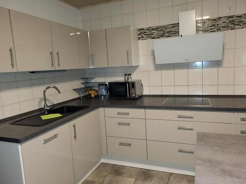 Foto - 6 Zimmer Einfamilienhaus zur Miete in Hasselroth