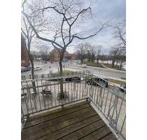 Attraktive 3-Zimmer-Altbauwohnung mit Fahrstuhl – 82 m² in der Tr - Stralsund