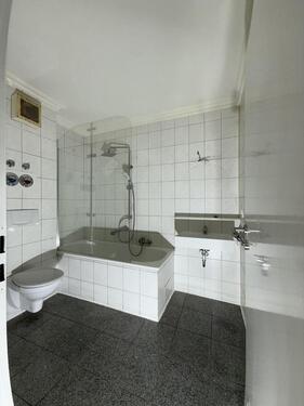 Foto - 2 Zimmer Etagenwohnung zur Miete in Ludwigshafen am Rhein