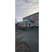 Büro Praxis 110 m² in Zarpen - 500,00 EUR Kaltmiete, ca. 110,00 m² in Hamberge (PLZ: 23619) Büro Praxis 110 m² in Zarpen - 500,00 EUR Kaltmiete, ca. 110,00 m² in Hamberge (PLZ: 23619)