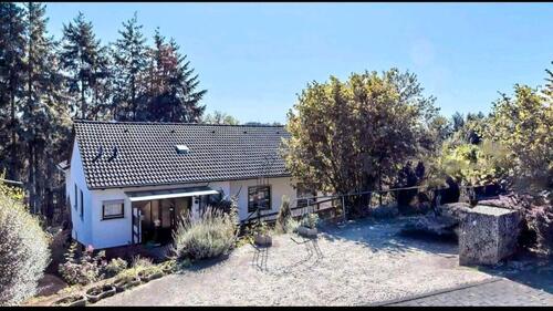 Foto - Einfamilienhaus mit Einliegerwohnung in 54309 Butzweiler
