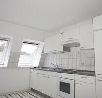 Helle und ruhige 2-Raumwohnung im DG - Brück