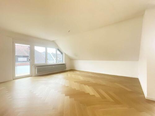 Foto - 3.5 Zimmer Dachgeschoßwohnung zur Miete in Stuttgart