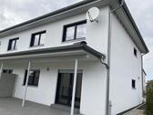 Foto - Helle Doppelhaushälfte in ruhiger Lage nähe Weiden zu vermieten