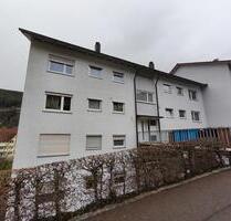 Renovierte 4-Zimmer-Wohnung + EBK + Balkon - Schramberg