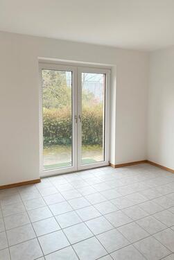 Foto - 2-Zimmer Wohnung mit Einbauküche und Terrasse