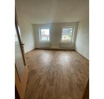 Modernisierte 3 Raum Wohnung im Hochparterre in Altenpleen - Prohn