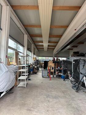 Foto - Gewerbefläche - 1.100,00 EUR Kaltmiete,