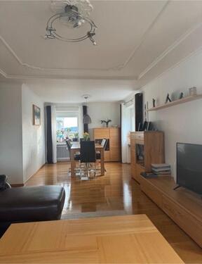 Foto - Schöne 4½-Zimmer-Wohnung mit Balkon, Garage und Carport