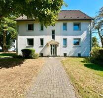 2-Zimmer-Wohnung in grüner Lage! Duschbad mit Fenster, Möbel rein und fertig! - Dortmund Huckarde