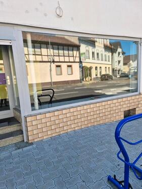 Foto - Ladengeschäft in Hainburg - 800,00 EUR Kaltmiete, ca.  80,00 m²