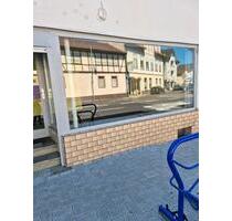 Ladengeschäft in Hainburg - 800,00 EUR Kaltmiete, ca.  80,00 m² in Obertshausen (PLZ: 63179)