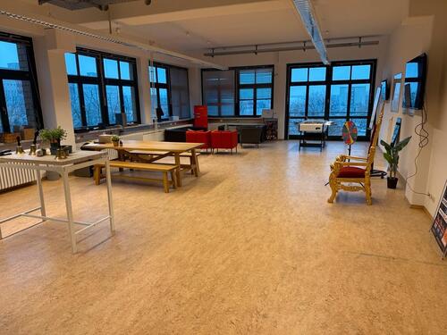 Foto - Büroflache zu Untermiete - 1.700,00&nbsp;EUR Kaltmiete, ca.&nbsp; 110,00&nbsp;m&sup2;