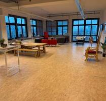 Büroflache zu Untermiete - 1.700,00&nbsp;EUR Kaltmiete, ca.&nbsp; 110,00&nbsp;m&sup2; in Berlin (PLZ: 12687) Marzahn-Hellersdorf