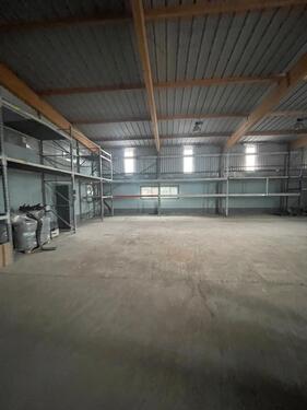 Foto - Gewerbehalle zu vermieten – 500–600 m²