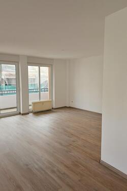 Foto - Einbauküche, Balkon, Fahrstuhl und 3 Zimmer Innenstadtlage