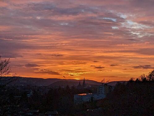 Foto - Sonnige 2-Zimmer-Dachgeschosswohnung mit Traumblick über Wupperta