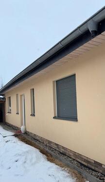 Foto - Bungalow mit Luftwärme - 1.100,00&nbsp;EUR Kaltmiete, ca.&nbsp; 105,00&nbsp;m&sup2;