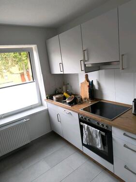 Foto - Schöne Mietwohnung Stellplatz Keller Balkon ab 01.05. WG tauglich