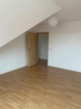 Foto - 1 Zimmer Dachgeschoßwohnung zur Miete in Radibor