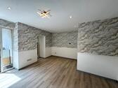 Foto - TOP Renoviert 3-Zimmer-WHG im EG mit Garten und Stellplatz