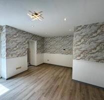TOP Renoviert 3-Zimmer-WHG im EG mit Garten und Stellplatz - Illingen
