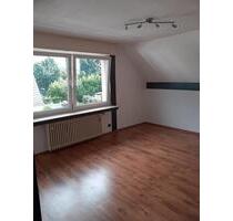 2 Z.45 qm DG Wohnung +12 qm in Langerfeld Nähe Nordbahntrasse - Wuppertal Gemarkung Langerfeld