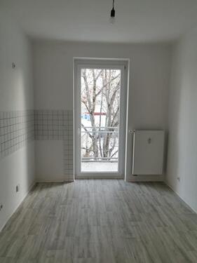 Foto - Schöne 3-Raum-Wohnung mit Balkon in guter Lage (Salinenstraße)