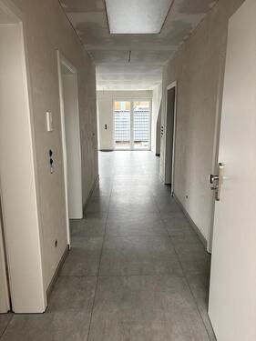 Foto - 3 Zimmer wohnung - 1.300,00&nbsp;EUR Kaltmiete, ca.&nbsp; 90,00&nbsp;m&sup2;