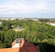 12347: Helle 42m2 Einzimmerwohnung mit Morgensonne und Fernsicht - Berlin Neukölln