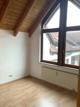 Foto - 3 Zimmer Dachgeschoßwohnung zur Miete in Kornwestheim