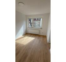 Sanierte und möblierte 1-Zimmer-Wohnung in Essen-Huttrop