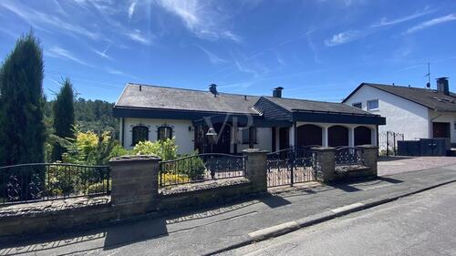 Foto - 7 Zimmer Einfamilienhaus zur Miete in Netphen