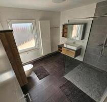 Helle 7-Zimmer Wohnung - 1.100,00&nbsp;EUR Kaltmiete, ca.&nbsp; 170,00&nbsp;m&sup2; in Petershagen (PLZ: 32469)