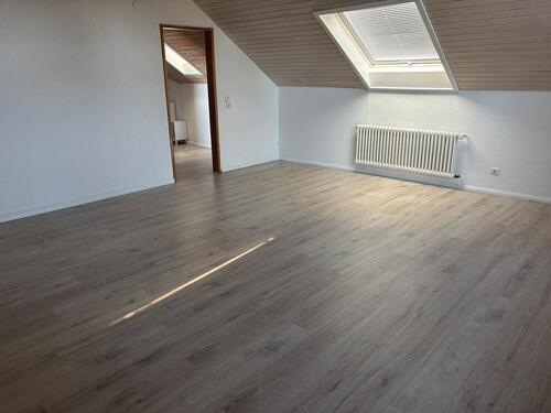 Foto - 2 Zimmer Dachgeschoßwohnung zur Miete in Eningen unter Achalm