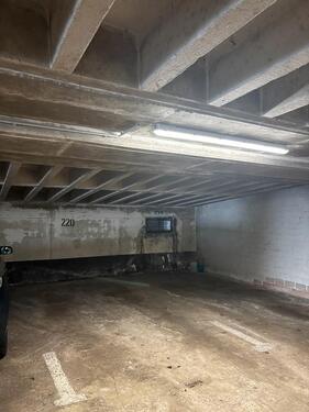 Foto - Tiefgaragenstellplatz in Schenefeld zu vermieten – 90 €Monat