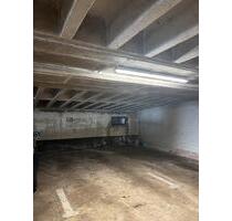 Tiefgaragenstellplatz in Schenefeld zu vermieten – 90 €Monat - Hamburg Altona