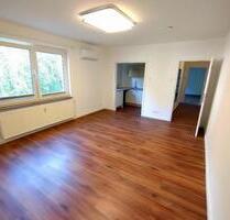 moderne Wohnung mit Einbauküche, Klimaanlage, Stellplatz usw. - Wildeck