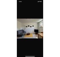 Möbliertes Zimmer - 550,00&nbsp;EUR Kaltmiete, ca.&nbsp; 25,00&nbsp;m&sup2; in Wolpertshausen (PLZ: 74549)