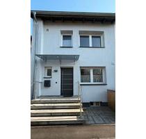 Provisionsfrei von Privat: Modernisiertes RMH in S-Bahn Nähe - Puchheim