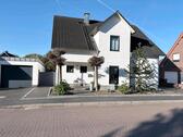Foto - Modernes Einfamilienhaus mit gepflegtem Garten in Dreierwalde
