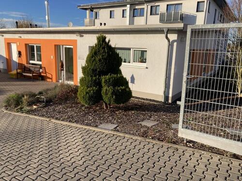 Foto - Attraktive Gewerbeimmobilie (BüroPraxis) zur Miete in Hünstetten